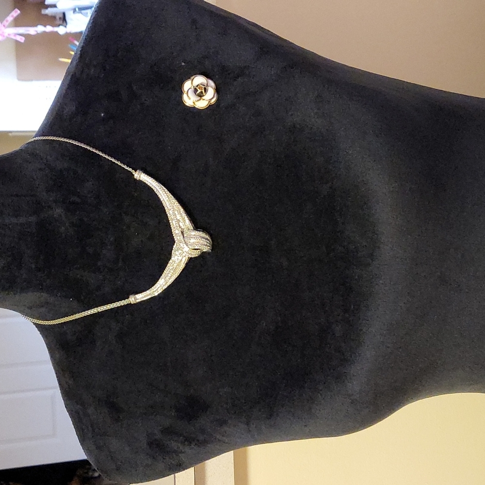 Brooch - Picture 2 of 6